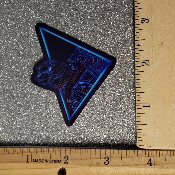 DC COMICS Waterproof Sticker - Picture 2 of 7